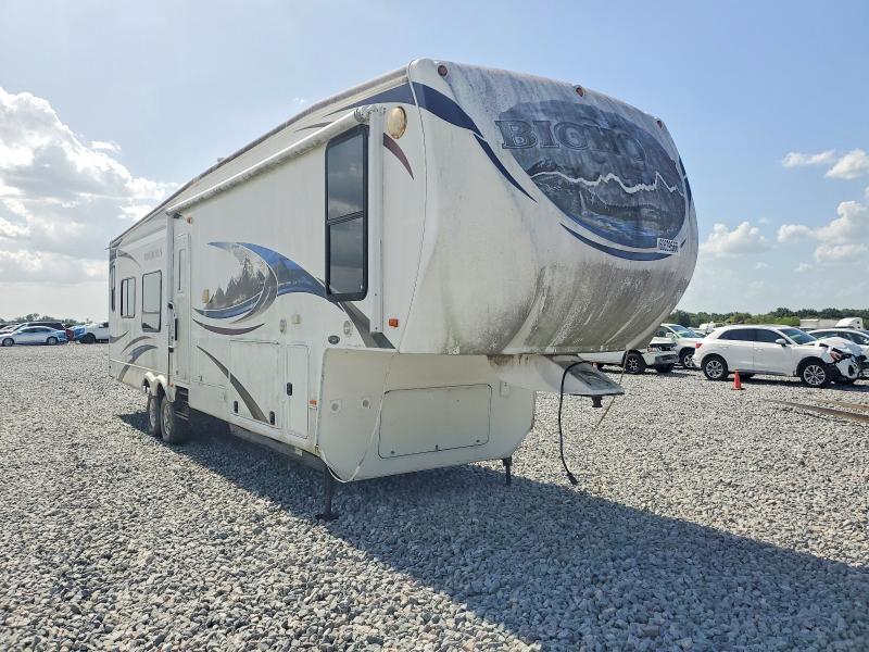 2012 Heartland big horn Unknown VIN 5SFBG3823CE241440 COPART salvage auction — MINOR DENT/SCRATCHES, CT, sold $3,600 on 2026-08-11 (photo 1)