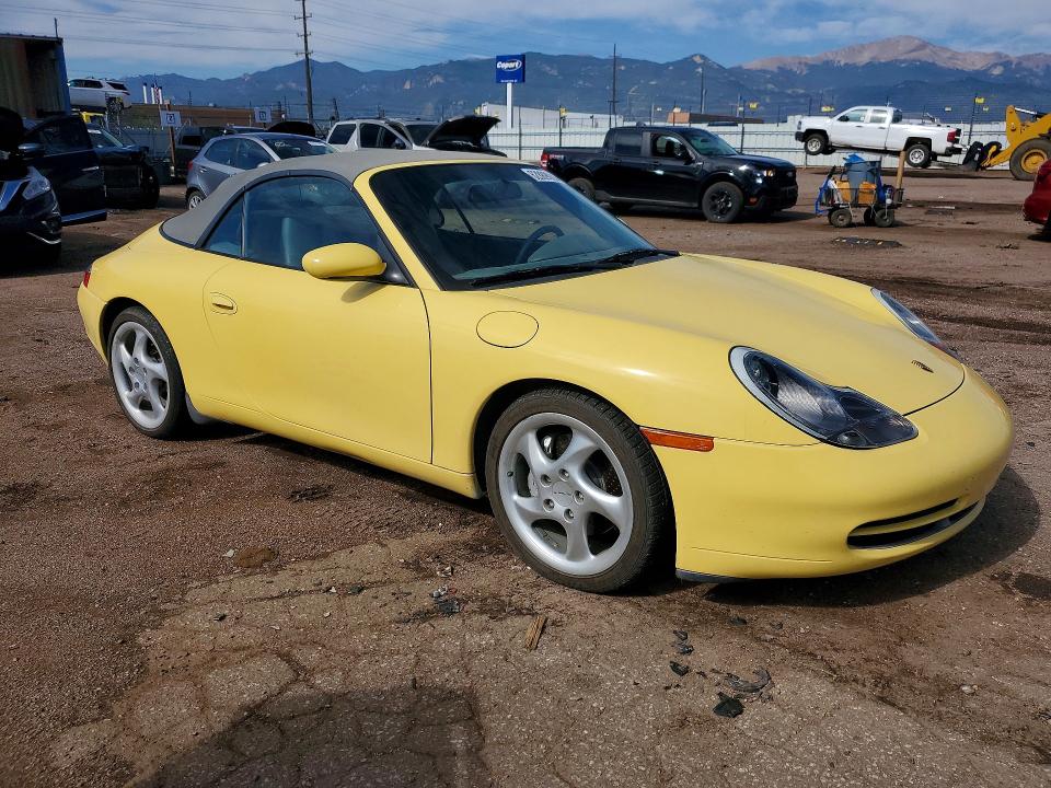 2000 Porsche 911 VIN WP0CA2999YS650467 COPART salvage auction — MINOR DENT/SCRATCHES, Co - Dis/Dlr/Exp Only Clean Title, sold $300 on 2026-08-03 (photo 4)