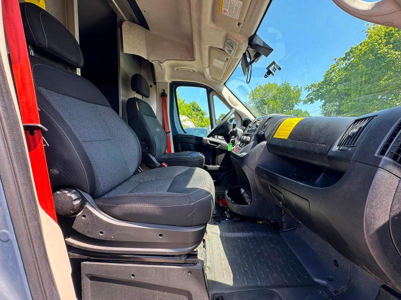 2020 Ram Promaster VIN 3C6URVJG5LE124820 COPART salvage auction — NORMAL WEAR, CT, sold $10,700 on 2026-07-22 (photo 5)