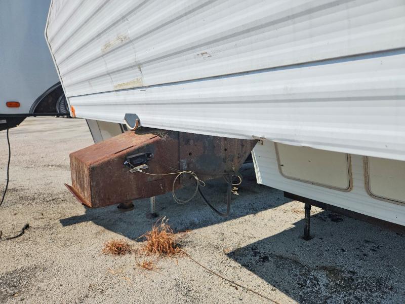 2001 Foresriver All models VIN 4X4FSEL221A024448 COPART salvage auction — NORMAL WEAR, SC - CERTIFICATE OF TITLE, sold $200 on 2026-08-27 (photo 8)