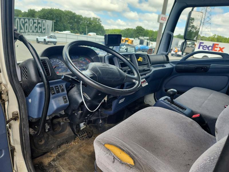 2008 Hino All other VIN 5PVNV8JT182S50913 COPART salvage auction — MINOR DENT/SCRATCHES, NJ - CERTIFICATE OF TITLE, sold $150 on 2026-07-16 (photo 8)