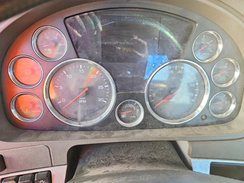 2017 Kenworth All other VIN 1XKZDK9X2HJ163976 COPART salvage auction — NORMAL WEAR, CT, sold $9,300 on 2026-07-14 (photo 8)