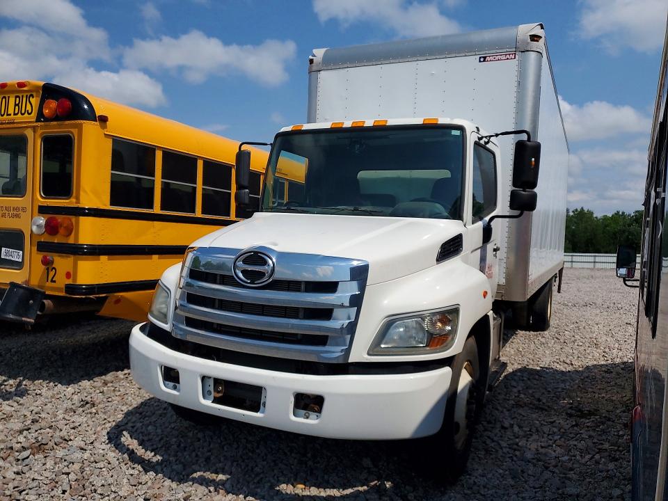 2017 Hino All other VIN 5PVNJ8JV8H4S65622 COPART salvage auction — REAR END, MI - CERTIFICATE OF TITLE, sold $7,500 on 2026-07-29 (photo 1)