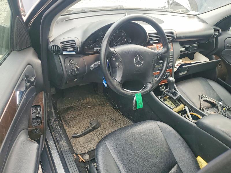 2007 Mercedes-benz C class VIN WDBRF92H27F901101 COPART salvage auction — WATER/FLOOD, Pa - Cert Of Salvage-W=Flood Veh, sold $2 on 2026-07-29 (photo 8)