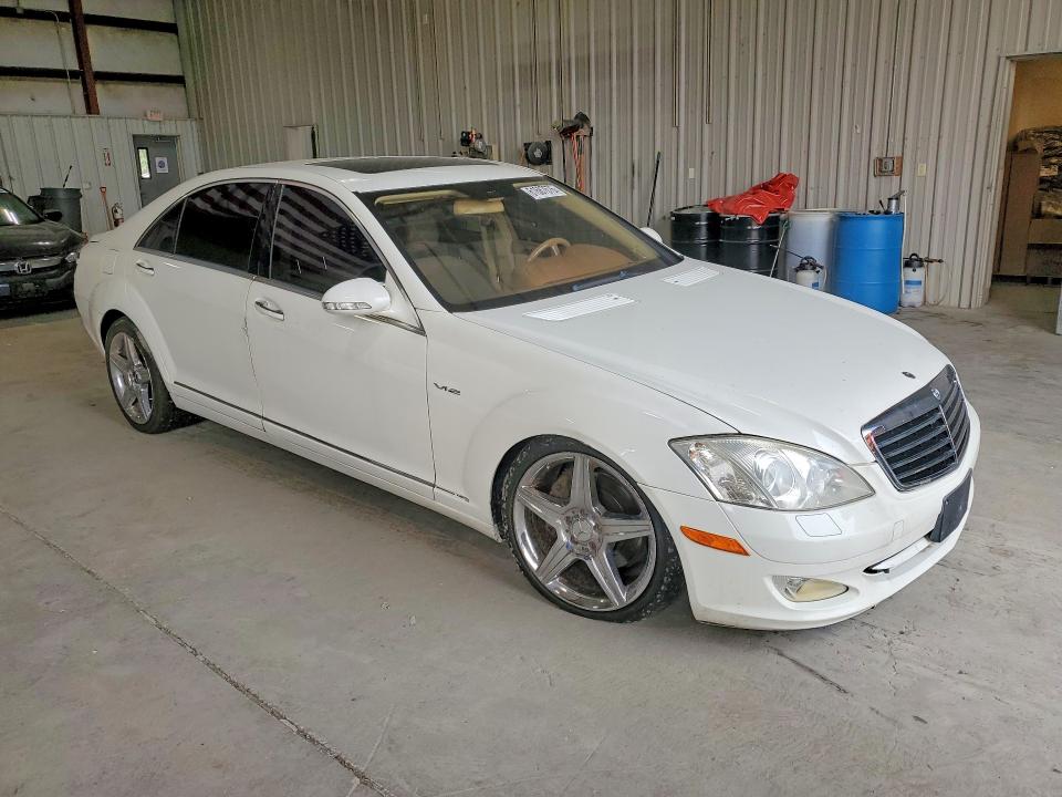 2007 Mercedes-benz S class VIN WDDNG71X07A082134 COPART salvage auction — MINOR DENT/SCRATCHES, Ny - Certificate Of Title, sold $475 on 2026-07-22 (photo 4)