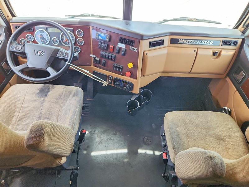 2018 Western star/auto car All models VIN 5KJJBHDR9JLJZ0714 COPART salvage auction — FRONT END, ST, sold $4,000 on 2026-07-30 (photo 8)