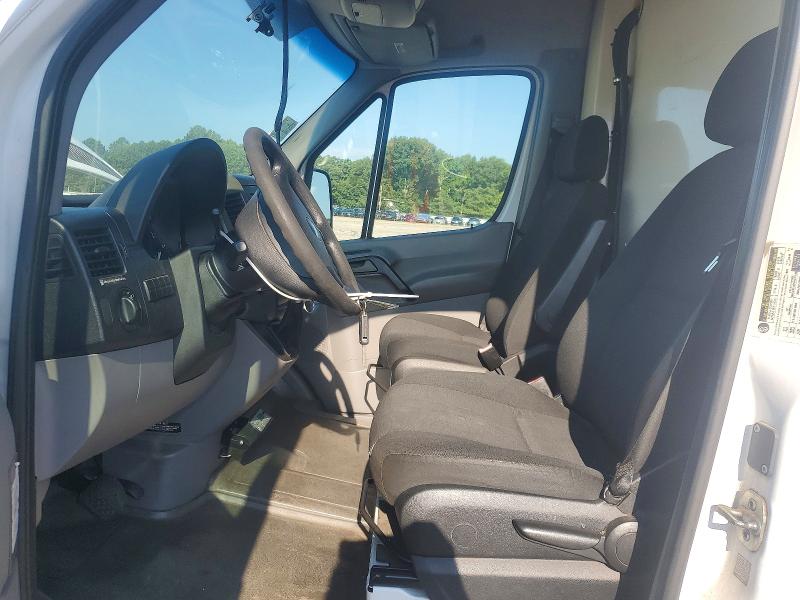 2015 Freightliner Sprinter VIN WDYPE7CC0F5970851 COPART salvage auction — MINOR DENT/SCRATCHES, CT, sold $4,700 on 2026-07-27 (photo 7)