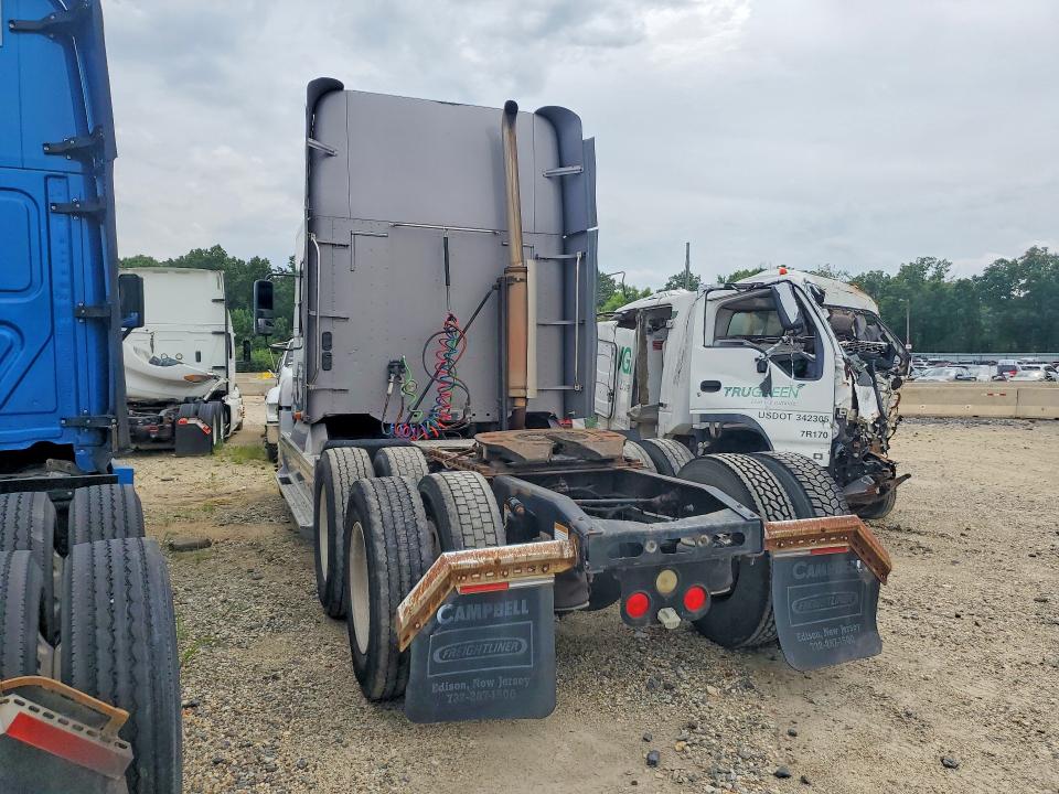 2007 Freightliner All other VIN 1FUJA6CKX7LZ10323 COPART salvage auction — NORMAL WEAR, NJ - CERTIFICATE OF TITLE, sold $12,750 on 2026-08-19 (photo 2)