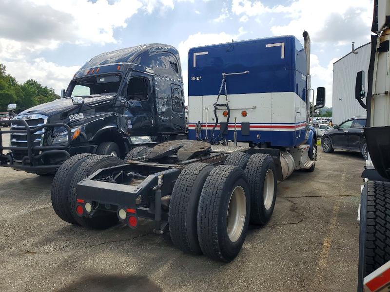 2017 Peterbilt All other VIN 1XPBDP9X7HD432285 COPART salvage auction — NORMAL WEAR, CT, sold $8,400 on 2026-07-16 (photo 4)