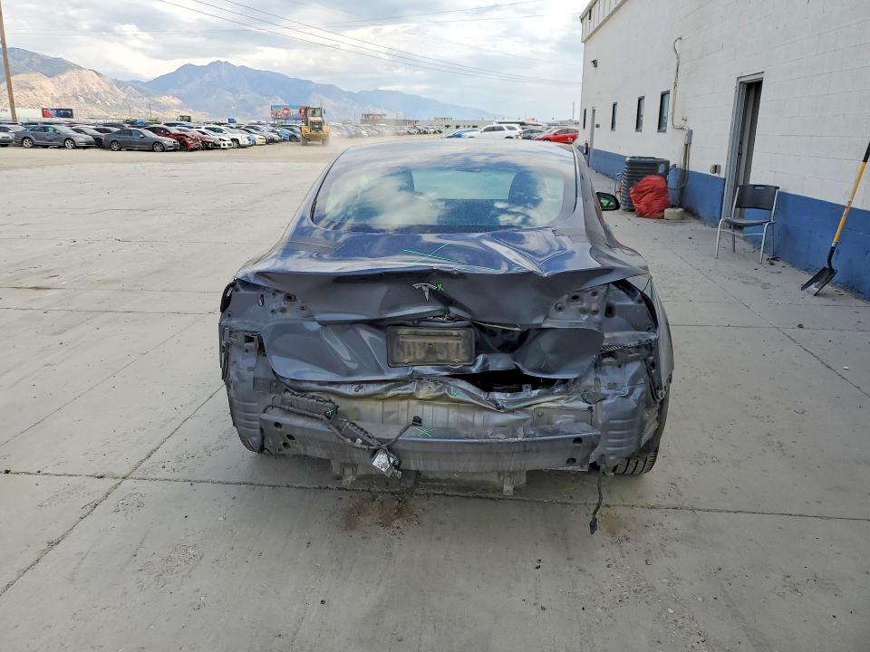 2022 Tesla Model 3 VIN 5YJ3E1EA7NF372482 COPART salvage auction — REAR END, Ut - Certificate Of Title, sold $200 on 2026-07-22 (photo 6)