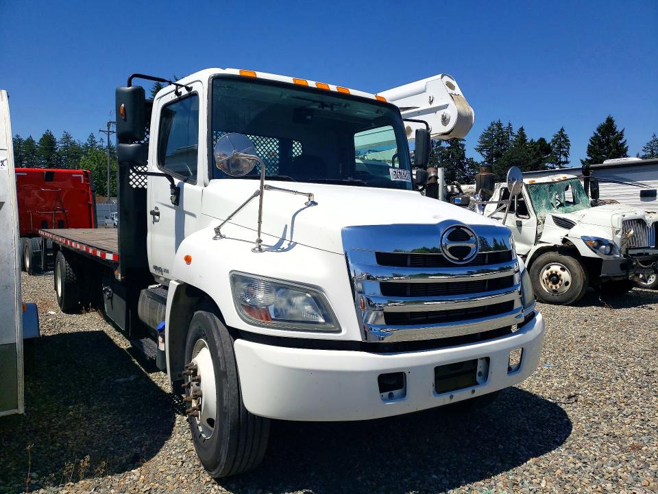 2018 Hino All other VIN 5PVNV8JV0J4S57881 COPART salvage auction — MINOR DENT/SCRATCHES, WA - VEHICLE CERT OF OWNERSHIP-TITL, sold $16,700 on 2026-07-16 (photo 4)
