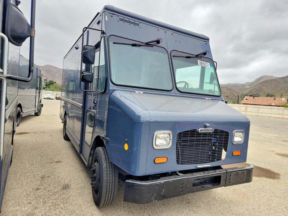 2021 Freightliner All other VIN 4UZAC2EA9MCML0764 COPART salvage auction — NORMAL WEAR, DV, sold $14,500 on 2026-07-14 (photo 4)