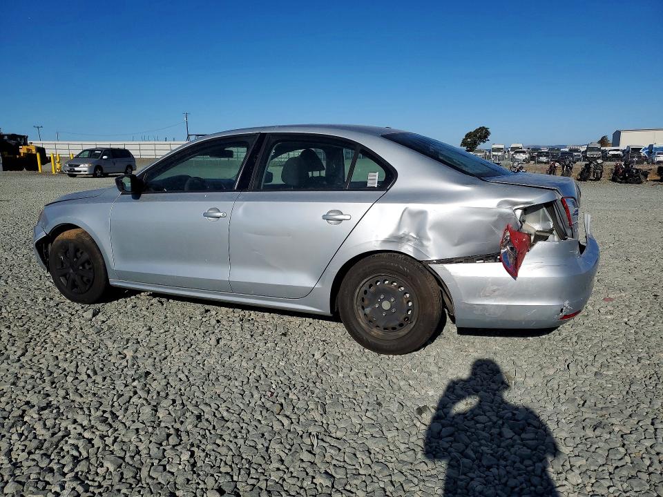 2011 Volkswagen Jetta VIN 3VW2K7AJ2BM379101 COPART salvage auction — REAR END, CA - SALVAGE CERTIFICATE, sold $725 on 2026-08-03 (photo 2)