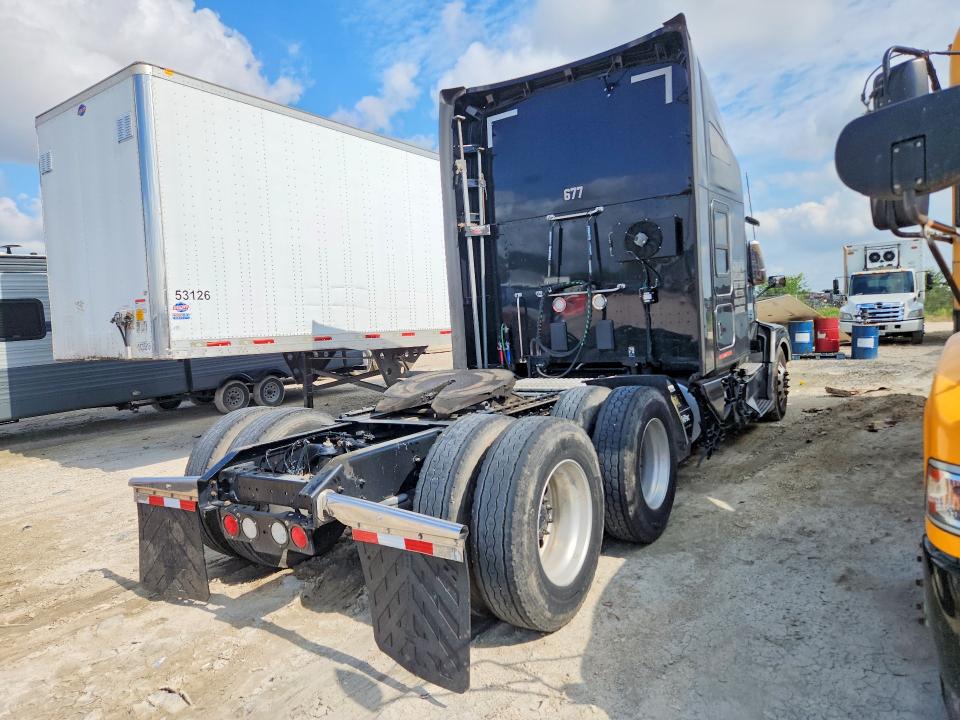 2022 Kenworth All other VIN 1XKYDP9X1NJ140743 COPART salvage auction — FRONT END, TX - SALVAGE VEHICLE TITLE (P), sold $11,100 on 2026-07-23 (photo 3)