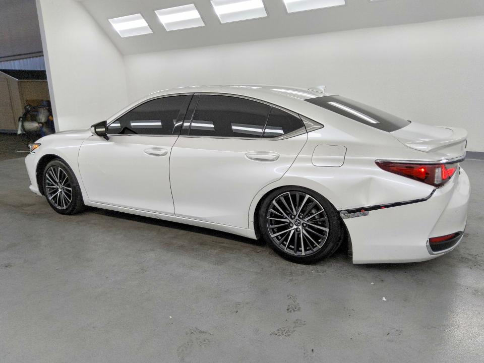 2025 Lexus Es300 VIN 58ADA1C10SU067397 COPART salvage auction — FRONT END, CA - CERTIFICATE OF TITLE, sold $18,100 on 2026-07-23 (photo 2)