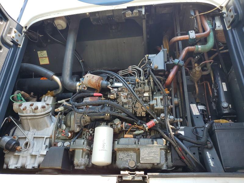 2013 Utility trailer manufacture Trailer VIN 1UYVS2537DM636803 COPART salvage auction — DAMAGE HISTORY, ME - DEALER ONLY CLEAN TITLE, sold $1,600 on 2026-07-30 (photo 9)