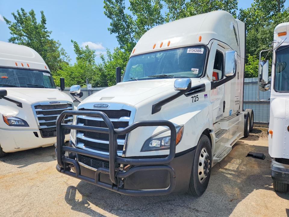 2021 Freightliner All other VIN 3AKJHHDR9MSMT8568 COPART salvage auction — NORMAL WEAR, PA - CERT OF TITLE, sold $3,650 on 2026-07-28 (photo 1)