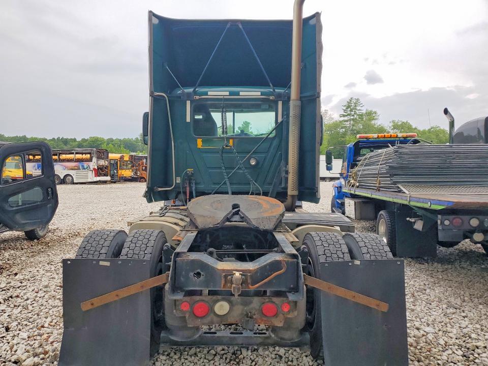 2017 Mack Cxu612 VIN 1M1AW01X9HM009539 COPART salvage auction — MECHANICAL, OK - CERTIFICATE OF TITLE (P), sold $1,900 on 2026-09-02 (photo 6)