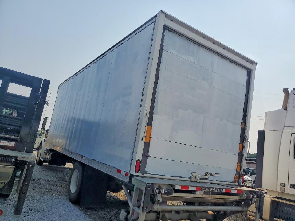 2019 Freightliner All other VIN 3ALACWFCXKDKR3677 COPART salvage auction — MINOR DENT/SCRATCHES, CT, sold $26,000 on 2026-08-20 (photo 2)
