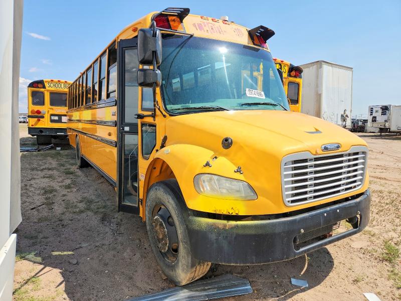 2011 Freightliner All models VIN 4UZABRDT8BCAX9070 COPART salvage auction — MINOR DENT/SCRATCHES, CT, sold $1,900 on 2026-09-03 (photo 1)