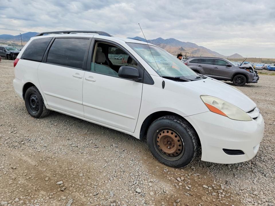 2006 Toyota Sienna VIN 5TDZA23C86S475603 COPART salvage auction — REAR END, Ut - Certificate Of Title (P), sold $425 on 2026-07-31 (photo 4)