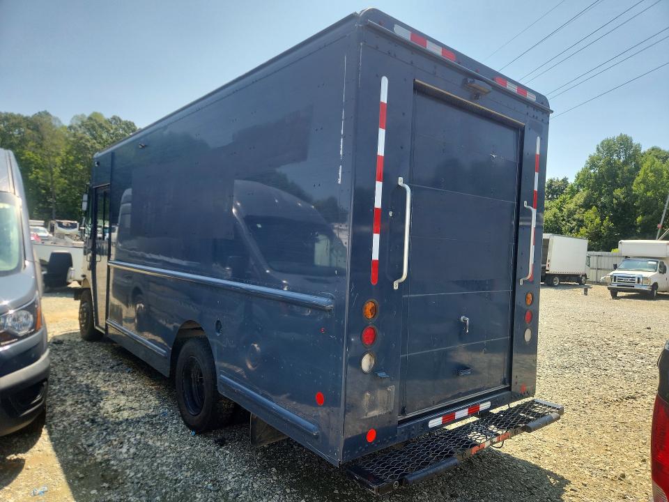2020 Freightliner All other VIN 4UZAC2EA6LCMH7907 COPART salvage auction — ALL OVER, NC - DEALER ONLY CLEAN TITLE, sold $2,750 on 2026-08-20 (photo 2)