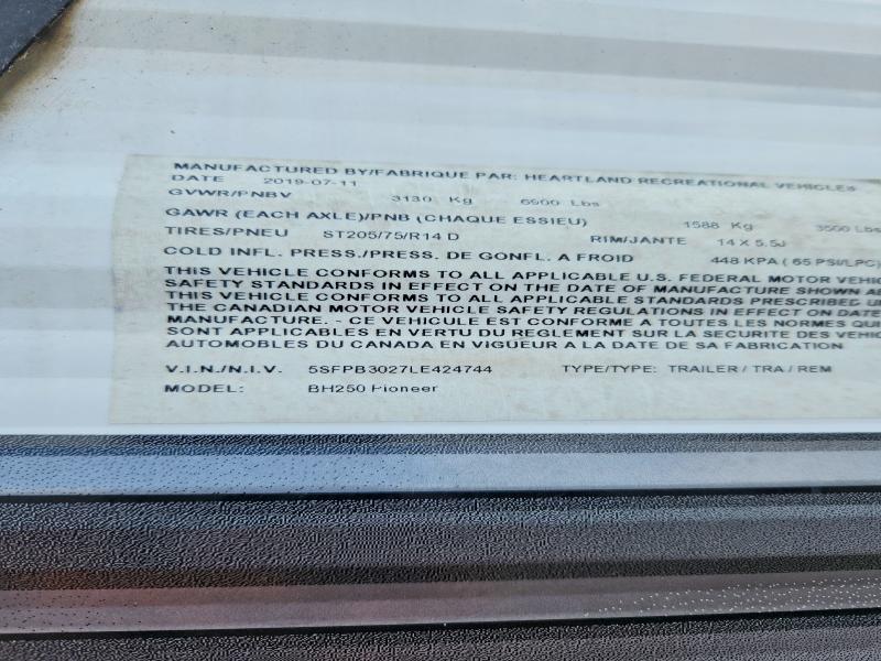 2020 Pioneer Recreation VIN 5SFPB3027LE424744 COPART salvage auction — WATER/FLOOD, MS - CERT OF TITLE - FLOOD SALVAGE, sold $20 on 2026-07-30 (photo 8)