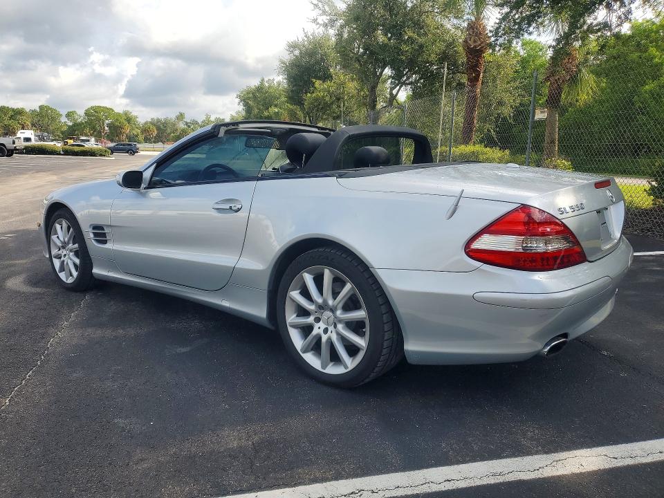 2007 Mercedes-benz Sl-class VIN WDBSK71F97F133652 COPART salvage auction — MINOR DENT/SCRATCHES, Fl - Certificate Of Title, sold $5,300 on 2026-08-05 (photo 2)