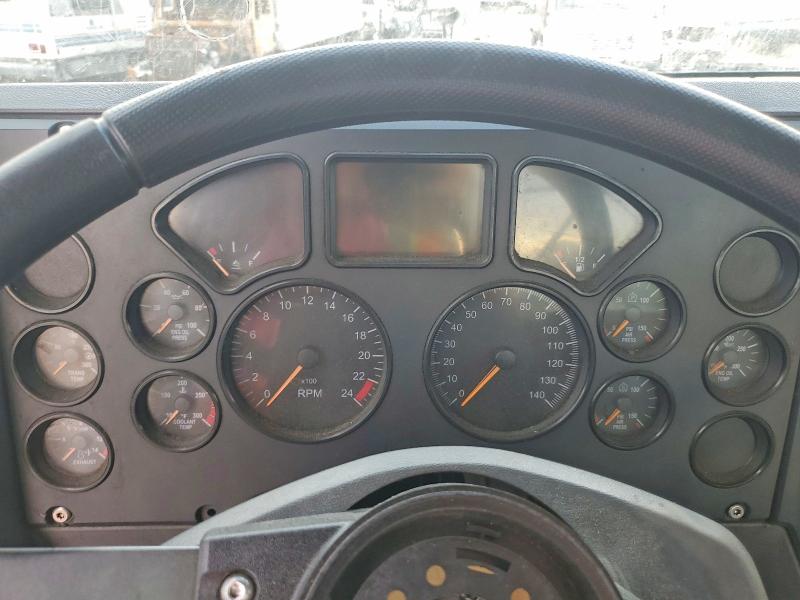 2015 Mack All other VIN 1M1AW01X7FM006927 COPART salvage auction — MINOR DENT/SCRATCHES, IN - CERTIFICATE OF TITLE, sold $2,550 on 2026-07-31 (photo 8)
