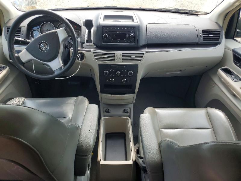 2010 Volkswagen Routan VIN 2V4RW3D1XAR280260 COPART salvage auction — MINOR DENT/SCRATCHES, Nc - Non Public Clean Title, sold $250 on 2026-07-31 (photo 8)