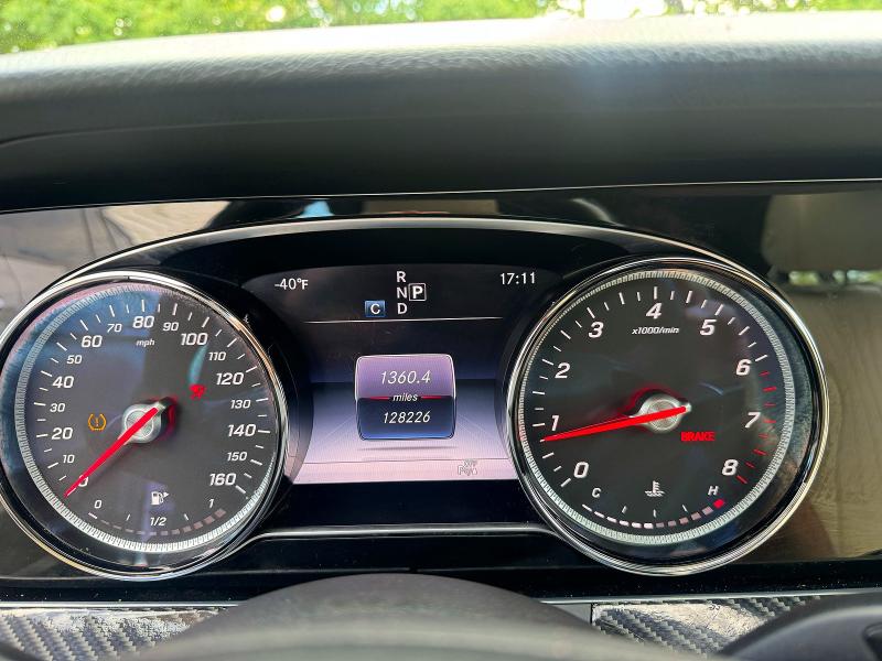 2017 Mercedes-benz E-class VIN WDDZF4JB5HA048053 COPART salvage auction — MINOR DENT/SCRATCHES, Ma - Certificate Of Title (P), sold $8,600 on 2026-07-27 (photo 8)