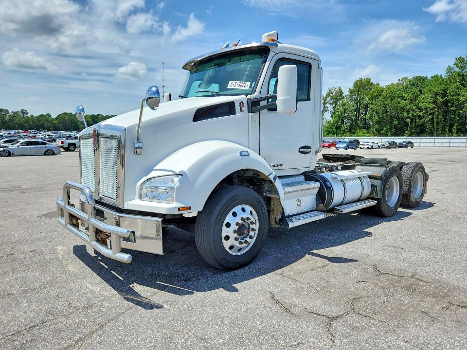 2021 Kenworth All other VIN 1XKZDP9X8MJ455073 COPART salvage auction — NORMAL WEAR, NC - CERTIFICATE OF TITLE (P), sold $7,200 on 2026-07-28 (photo 1)