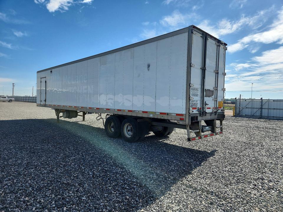 2016 Utility trailer manufacture Trailer VIN 1UYVS248XGU525129 COPART salvage auction — FRONT END, DV, sold $1,000 on 2026-07-14 (photo 2)