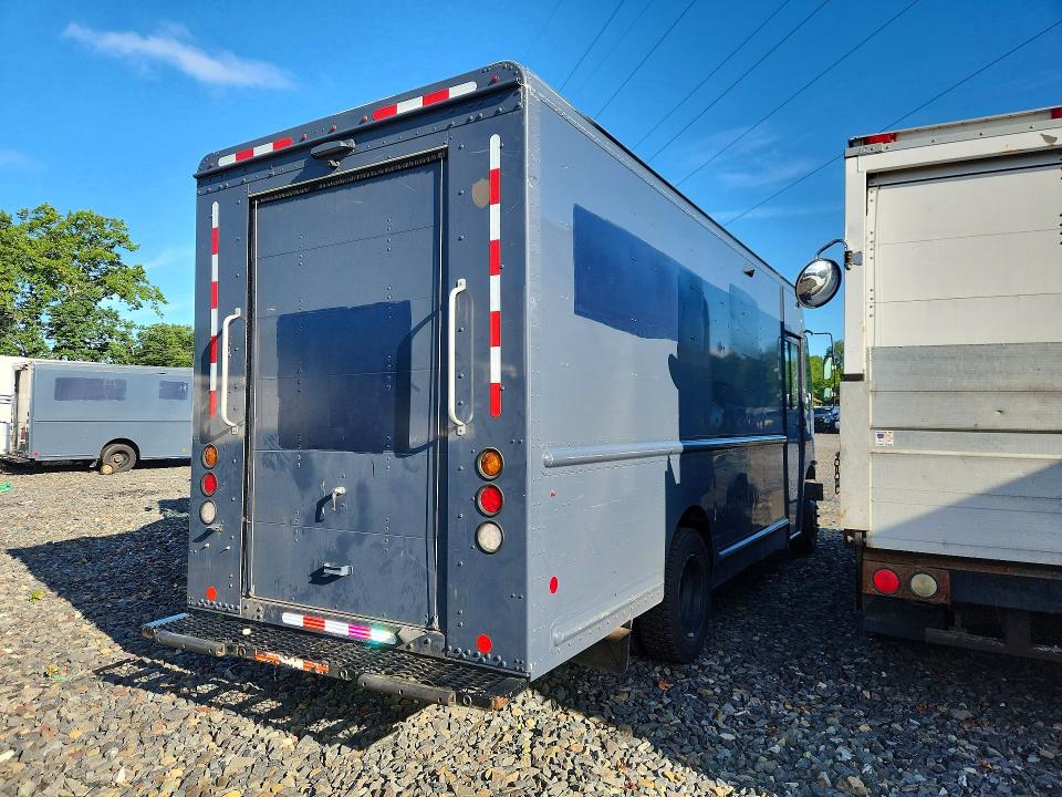 2020 Frht - freightliner All other VIN 4UZAC2EA2LCMH8004 COPART salvage auction — NORMAL WEAR, CT, sold $17,200 on 2026-07-14 (photo 3)