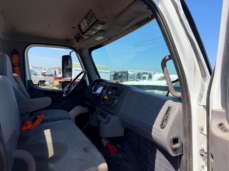 2020 Freightliner All other VIN 1FVHG5FE3LHLU1742 COPART salvage auction — FRONT END, ST, sold $675 on 2026-08-24 (photo 5)