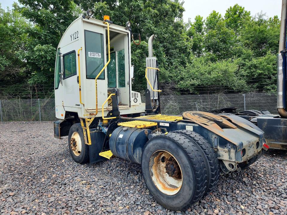 2017 Autocar All other VIN 516G4G4B1HH223906 COPART salvage auction — NORMAL WEAR, IN - CERTIFICATE OF TITLE, sold $275 on 2026-07-28 (photo 2)