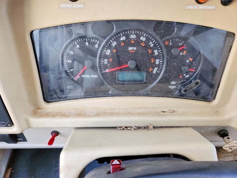 2005 Winnebago All models VIN 5B4MPA7G053397937 COPART salvage auction — MINOR DENT/SCRATCHES, CT, sold $650 on 2026-07-14 (photo 8)