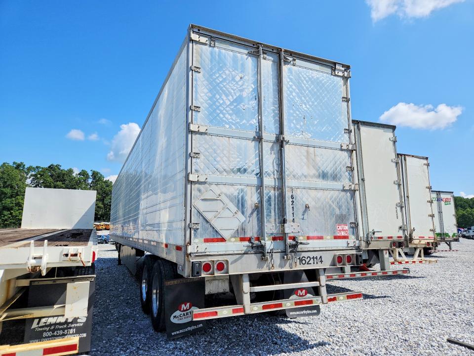 2016 Utility trailer mfg VIN 1UYVS253XGU412915 COPART salvage auction — MECHANICAL, CT, sold $7,900 on 2026-08-11 (photo 2)
