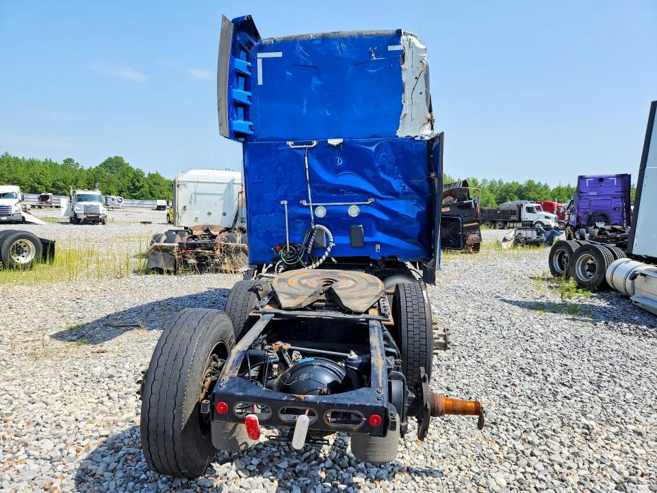 2022 Peterbilt All other VIN 1XPBD49X4ND770706 COPART salvage auction — ROLLOVER, CT, sold $13,500 on 2026-08-25 (photo 6)