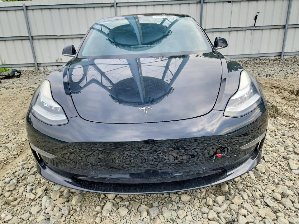 2019 Tesla Model 3 VIN 5YJ3E1EAXKF313390 COPART salvage auction — MINOR DENT/SCRATCHES, CT, sold $6,700 on 2026-08-04 (photo 5)