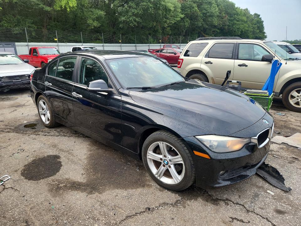 2014 BMW 3 series VIN WBA3C3C51EF984144 COPART salvage auction — MINOR DENT/SCRATCHES, Ga - Certificate Of Title, sold $275 on 2026-07-31 (photo 4)