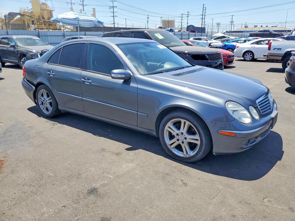 2006 Mercedes-benz E-class VIN WDBUF56J66A911299 COPART salvage auction — REAR END, DV, sold $700 on 2026-08-17 (photo 4)