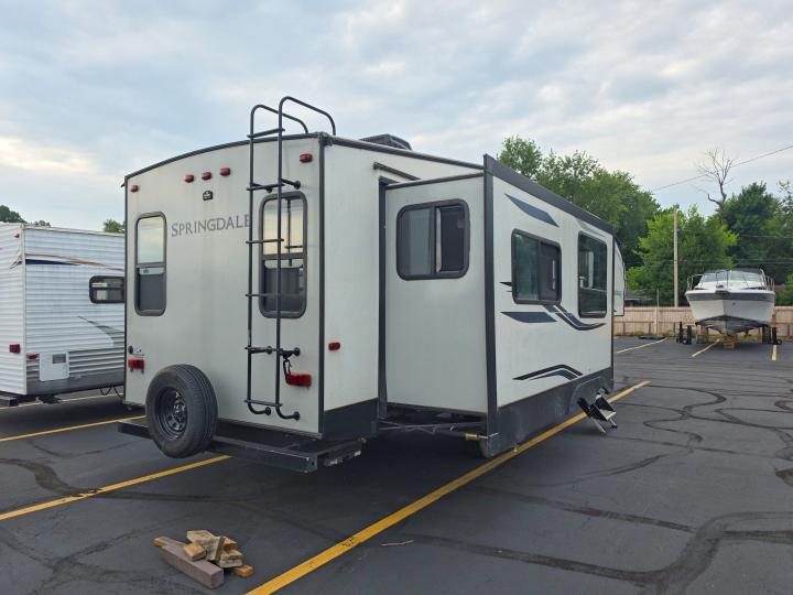 2021 Keystone Springdale VIN 4YDF25329M3105006 COPART salvage auction — MINOR DENT/SCRATCHES, RP, sold $8,200 on 2026-08-11 (photo 4)
