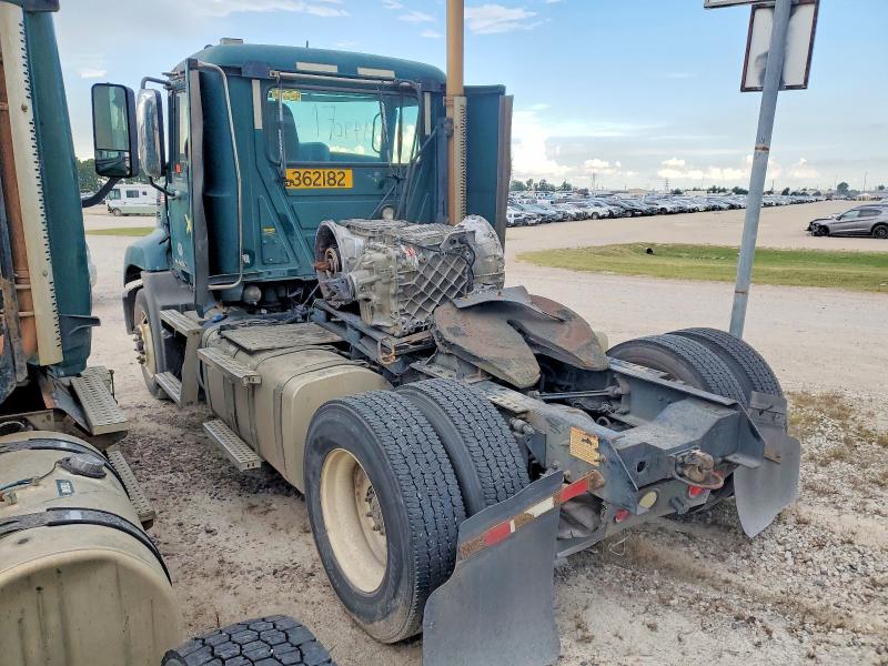 2017 Mack All other VIN 1M1AW01X5HM009490 COPART salvage auction — MINOR DENT/SCRATCHES, IN - CERTIFICATE OF TITLE, sold $2,100 on 2026-07-31 (photo 3)