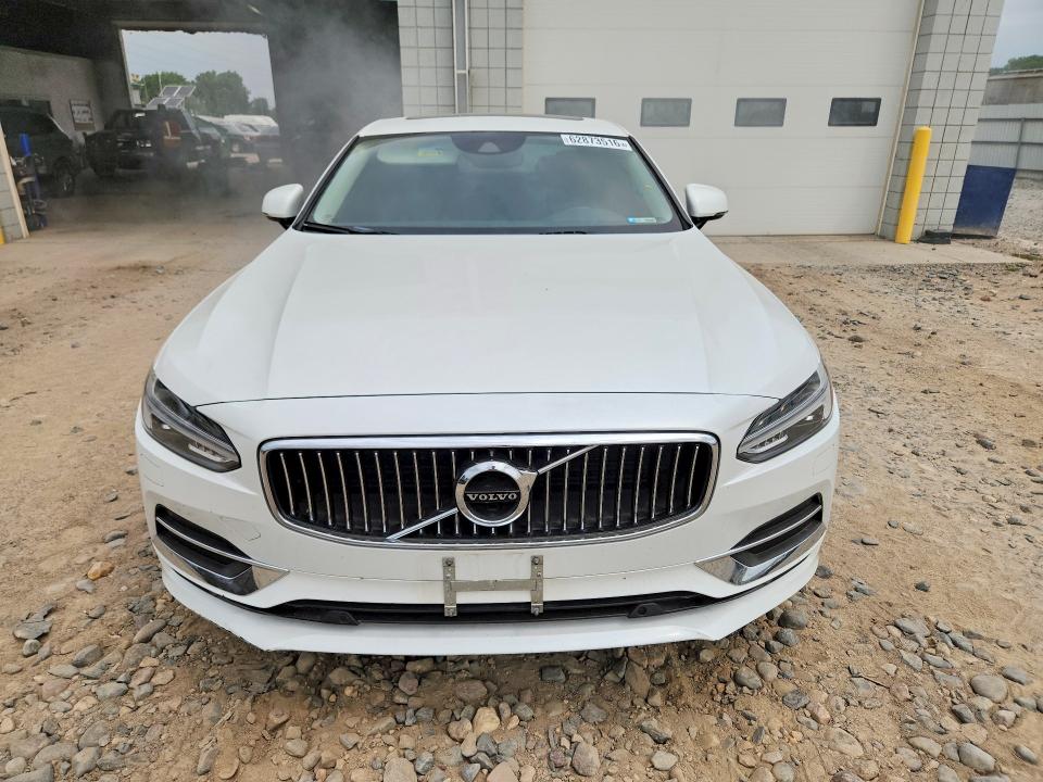 2017 Volvo S90 VIN YV1A22ML6H1008540 COPART salvage auction — MECHANICAL, Mn - Non Public Clean Title, sold $225 on 2026-08-04 (photo 5)