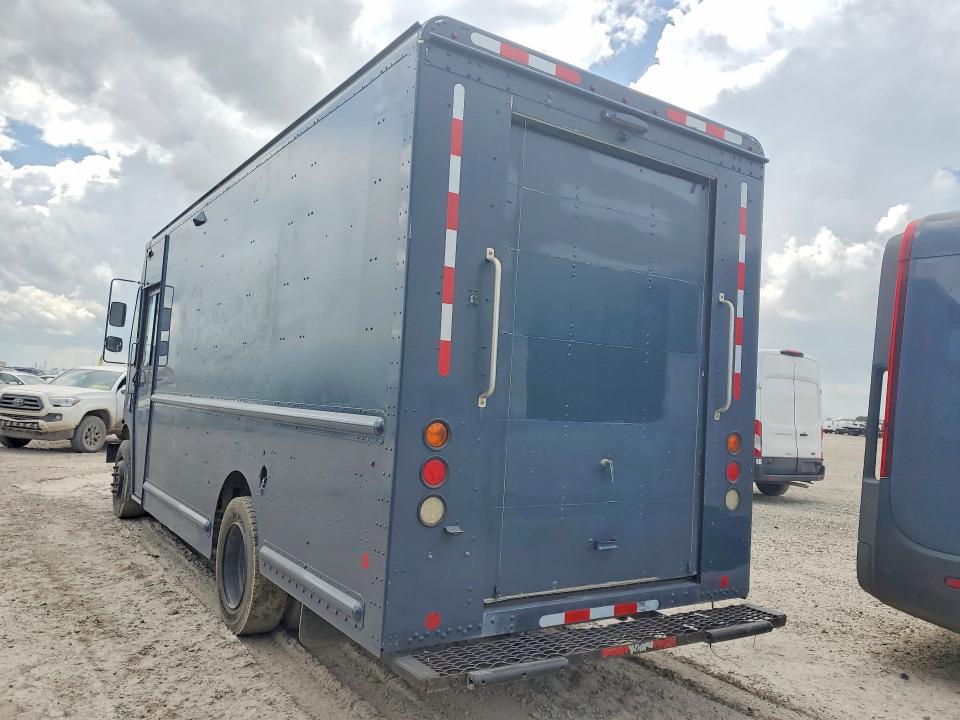 2021 Frht - freightliner All other VIN 4UZAC2GA2MCMM9587 COPART salvage auction — MINOR DENT/SCRATCHES, TX - CERTIFICATE OF TITLE, sold $16,300 on 2026-07-14 (photo 2)