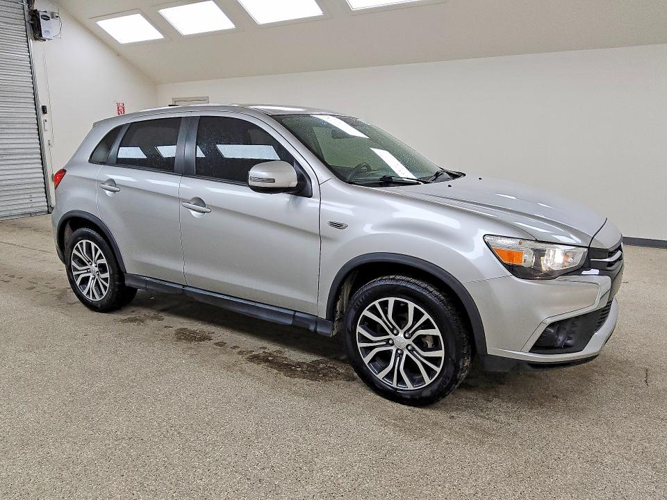 2019 Mitsubishi Outlander VIN JA4AR3AU0KU007758 COPART salvage auction — MINOR DENT/SCRATCHES, CO - CERTIFICATE OF TITLE, sold $850 on 2026-07-23 (photo 4)