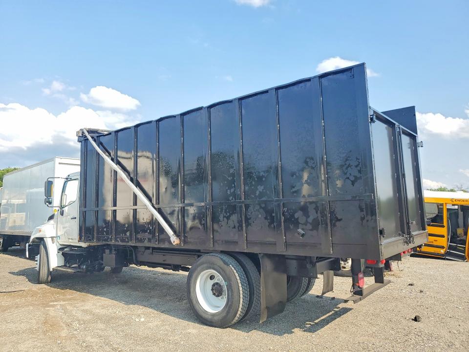 2011 Hino All other VIN 5PVNJ8JP5B4S50598 COPART salvage auction — MINOR DENT/SCRATCHES, NY - CERTIFICATE OF TITLE, sold $7,900 on 2026-07-28 (photo 2)