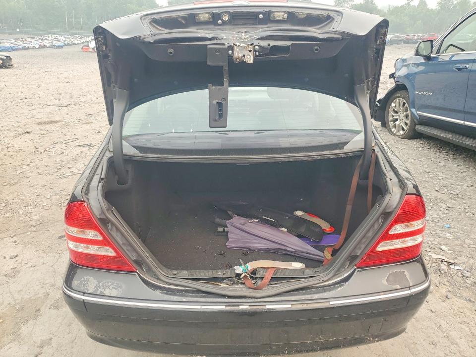 2007 Mercedes-benz C class VIN WDBRF92H27F901101 COPART salvage auction — WATER/FLOOD, Pa - Cert Of Salvage-W=Flood Veh, sold $2 on 2026-07-29 (photo 6)