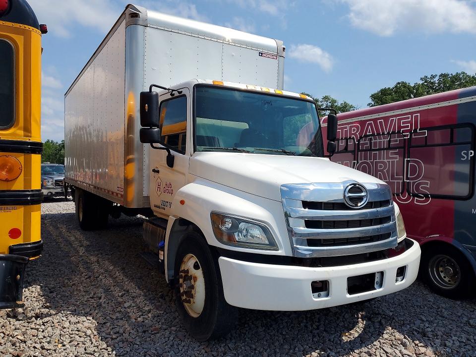 2017 Hino All other VIN 5PVNJ8JV8H4S65622 COPART salvage auction — REAR END, MI - CERTIFICATE OF TITLE, sold $7,500 on 2026-07-29 (photo 4)